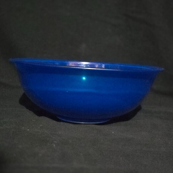 Pyrex 4.0L #326 Nesting Bowl - Clear / Blue - 11 3/4" x 4 3/8" - Picture 3 of 6